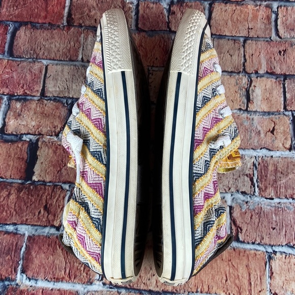 CONVERSE ALL-STAR CHUCK TAYLOR SCINCH BACK LOWTOPS, WOMANS SIZE 7 EUC - Picture 6 of 11